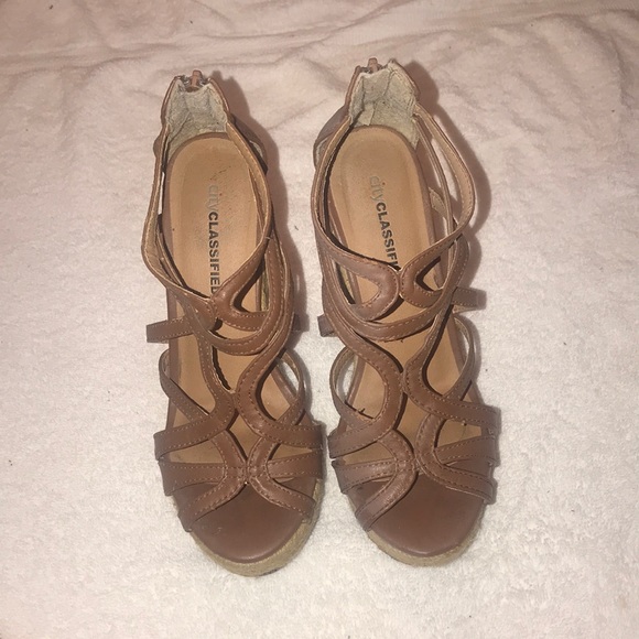 Wedges - Picture 1 of 5